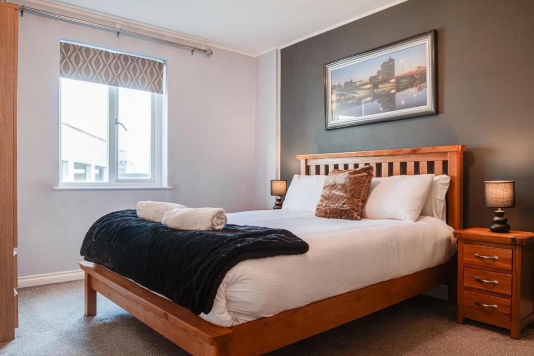 Centre Floor In Centre Apartment Belfast